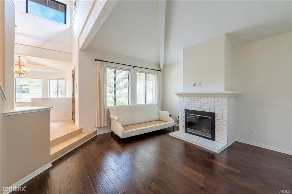 23 Fairway Dr - Photo 2 of 10