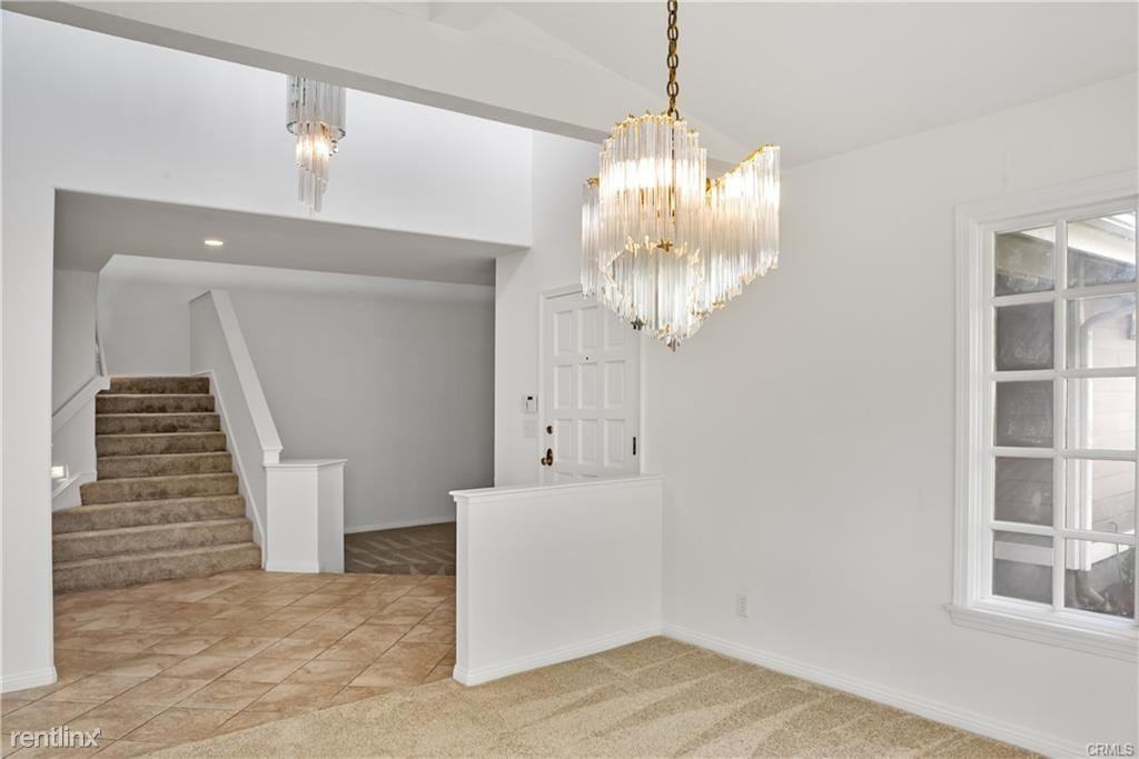 12 Fairway Dr - Photo 2 of 11