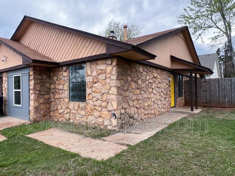 6801 Chisholm Ct - Photo 2 of 30