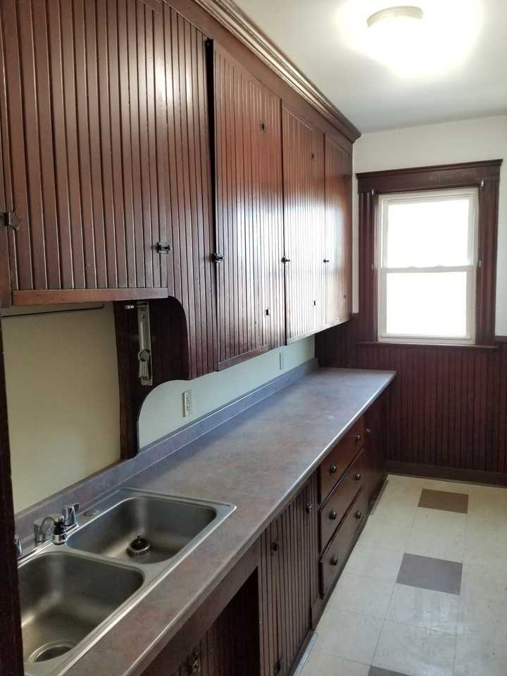 236-242 Fourth Avenue Unit 2R - Photo 3 of 11