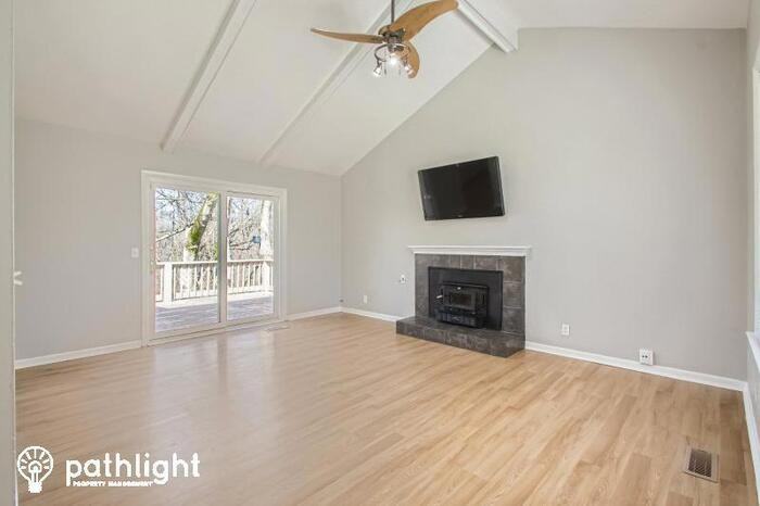 616 Monte Carlo Dr - Photo 2 of 18