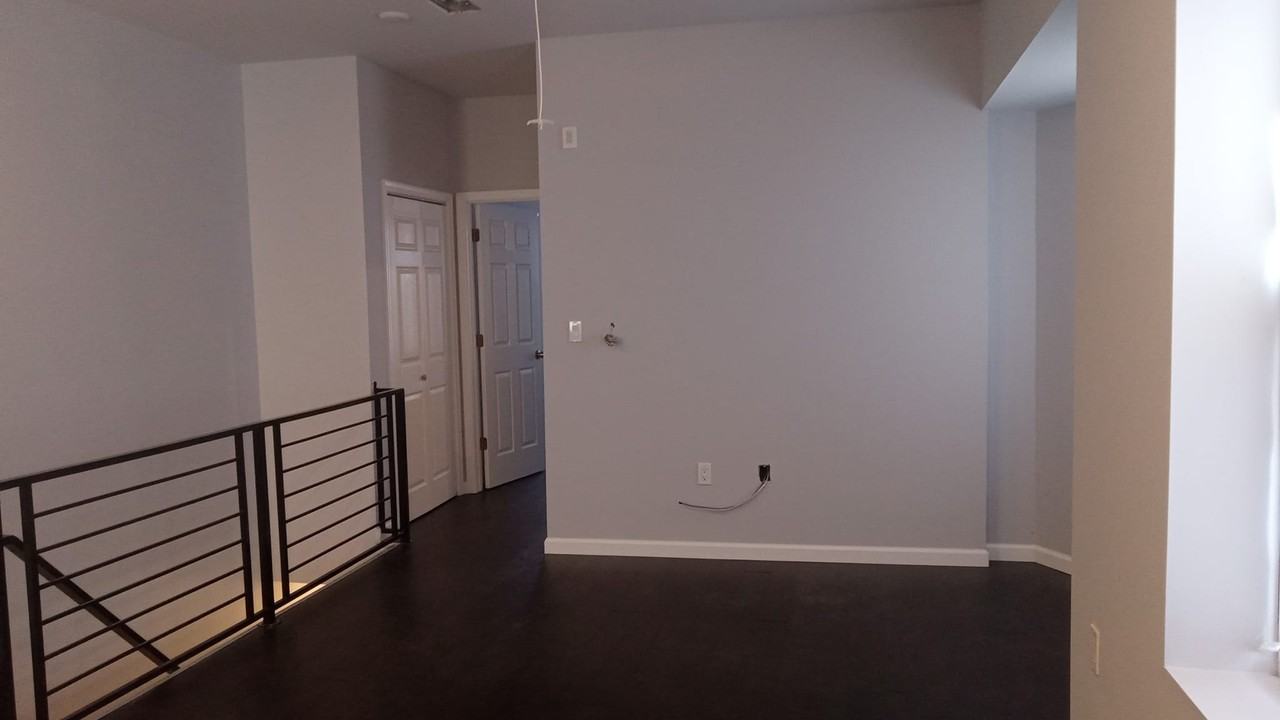 5600 Nelson St #2ndFL - Photo 4 of 10