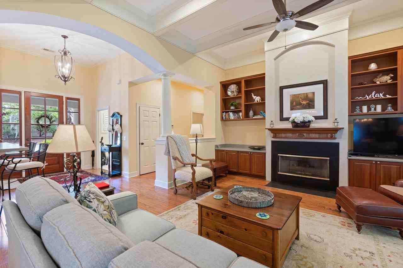 5 Warrington Pl #1 - Photo 6 of 29