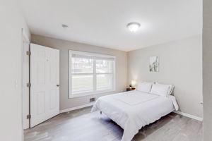 featured image of Charlemagne Dr