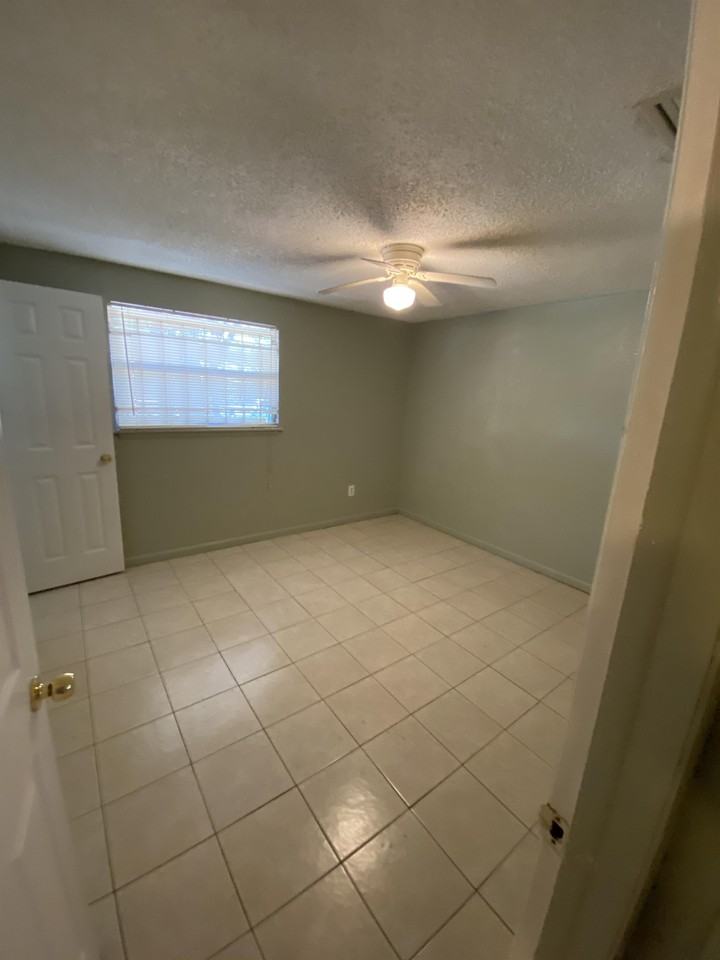 7623 John F Kennedy Drive East #1 - Photo 6 of 20