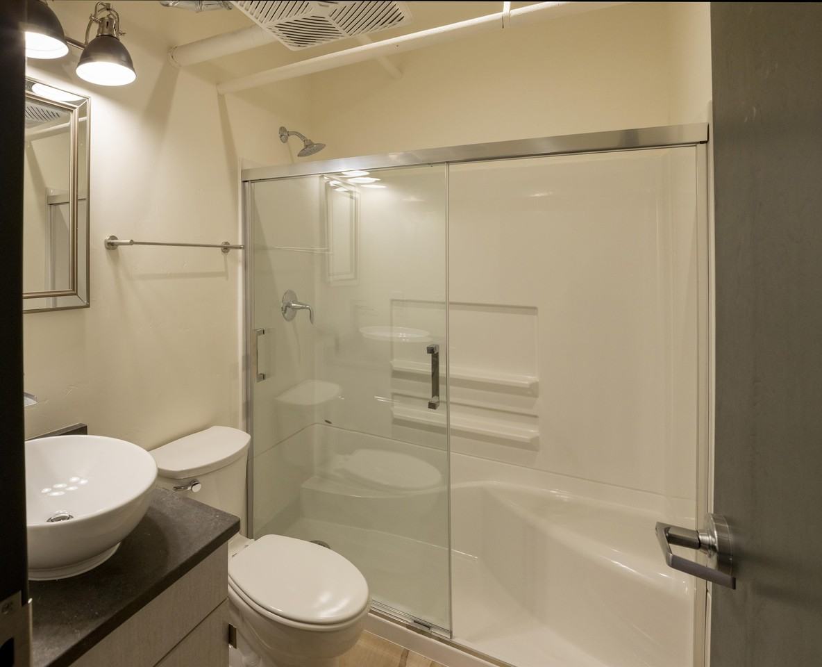 210 East Street - 104 #104 - Photo 3 of 9