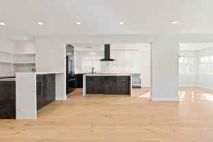 153 South Palm Drive #6 - Photo 1 of 1