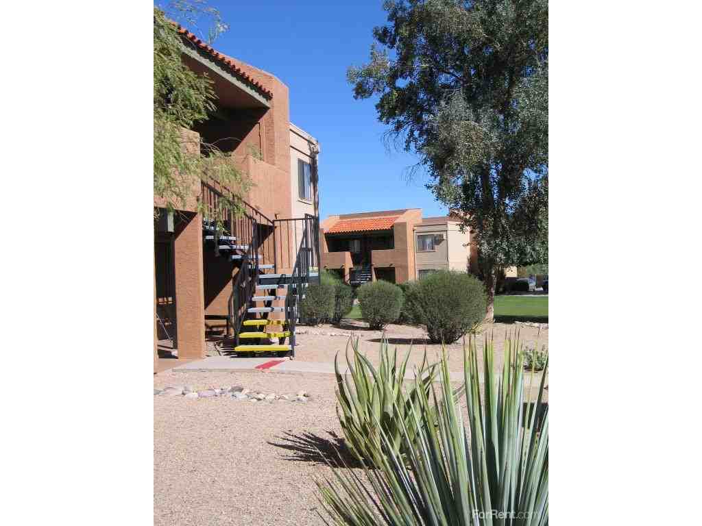 1702 W 36th St, Tucson, AZ 85713 8 unit Rentals Zumper