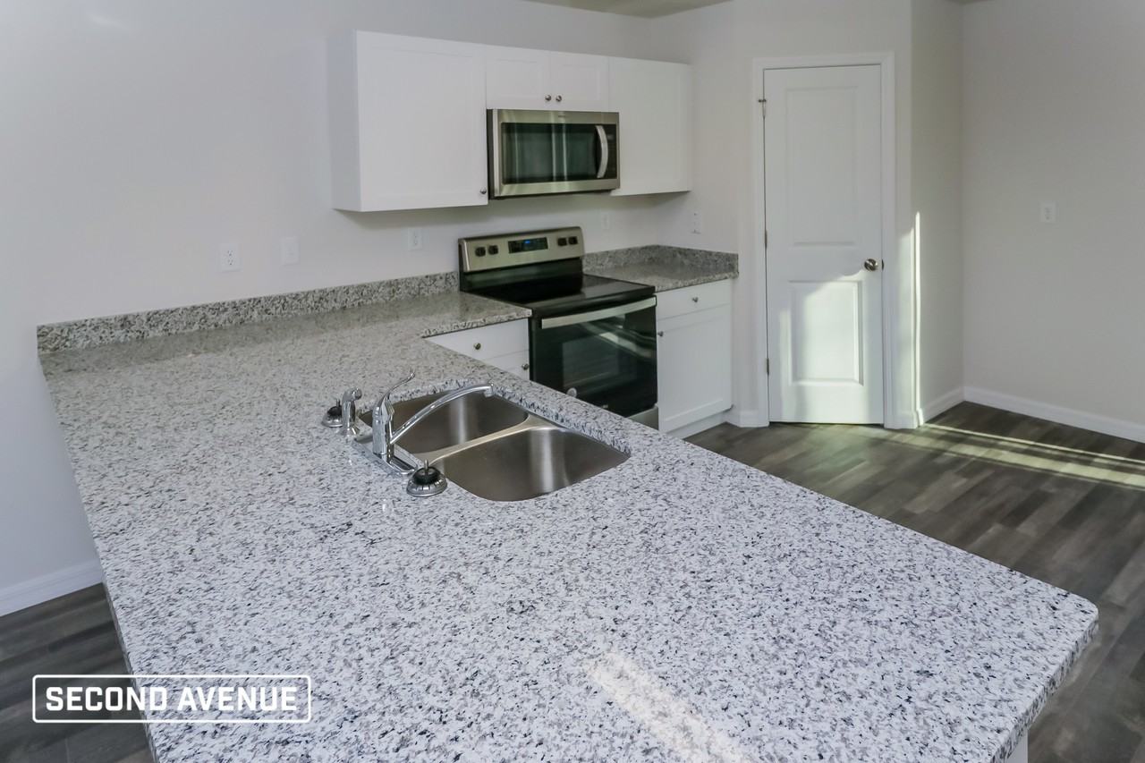 2963 W Sheila Dr - Photo 4 of 17