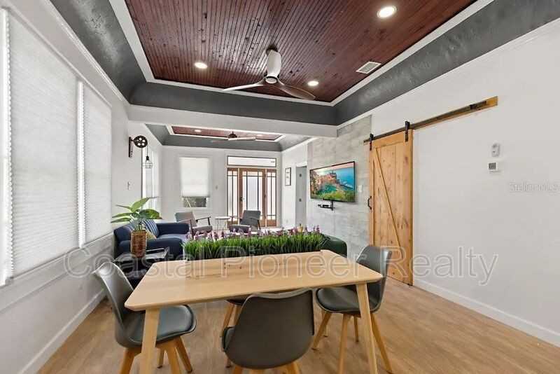 1904 N 25th St - Photo 2 of 17