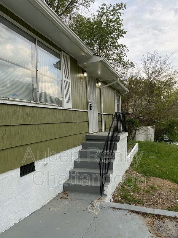 3631 Sapulpa St - Photo 2 of 21