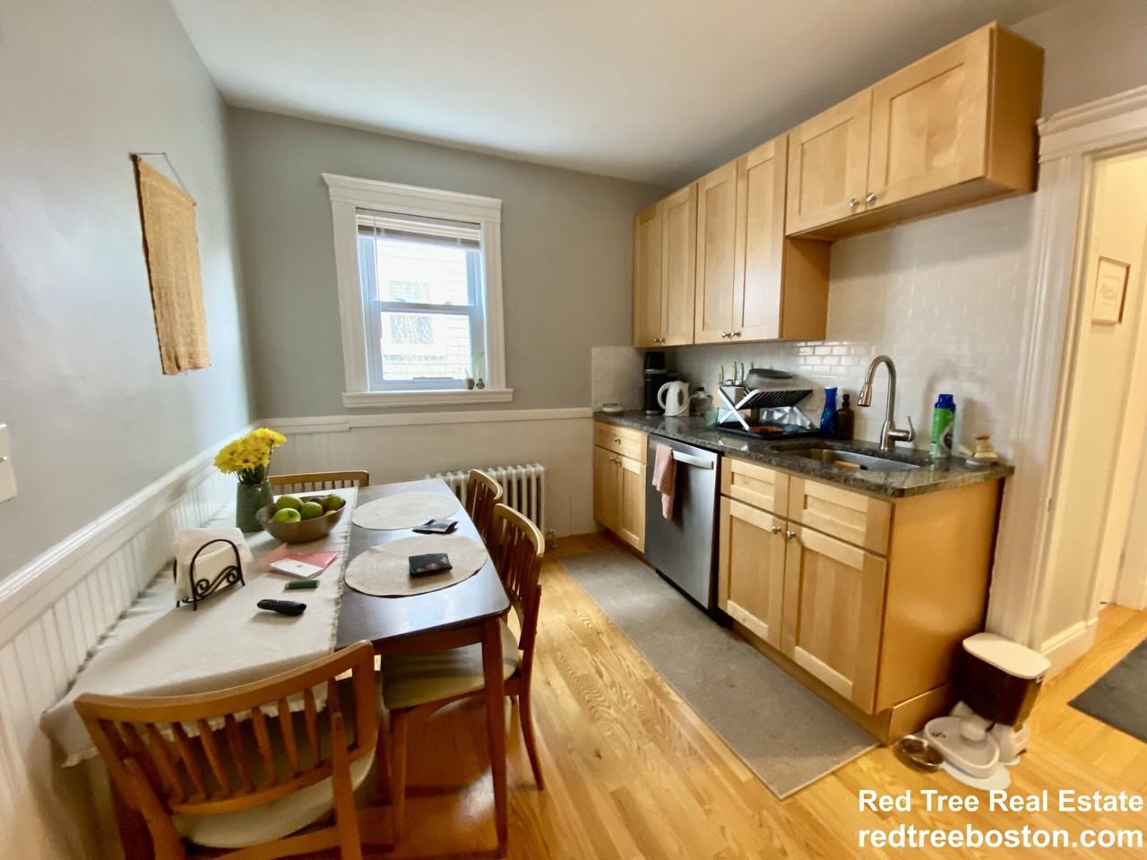 24 Saint Peter St #1L - Photo 7 of 15