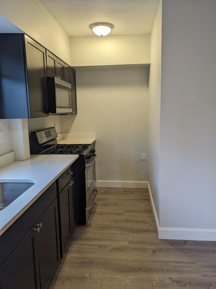 25 Moreland St #2 - Photo 3 of 16