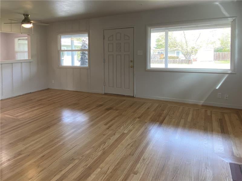 2581 Buena Vista Ave - Photo 2 of 28