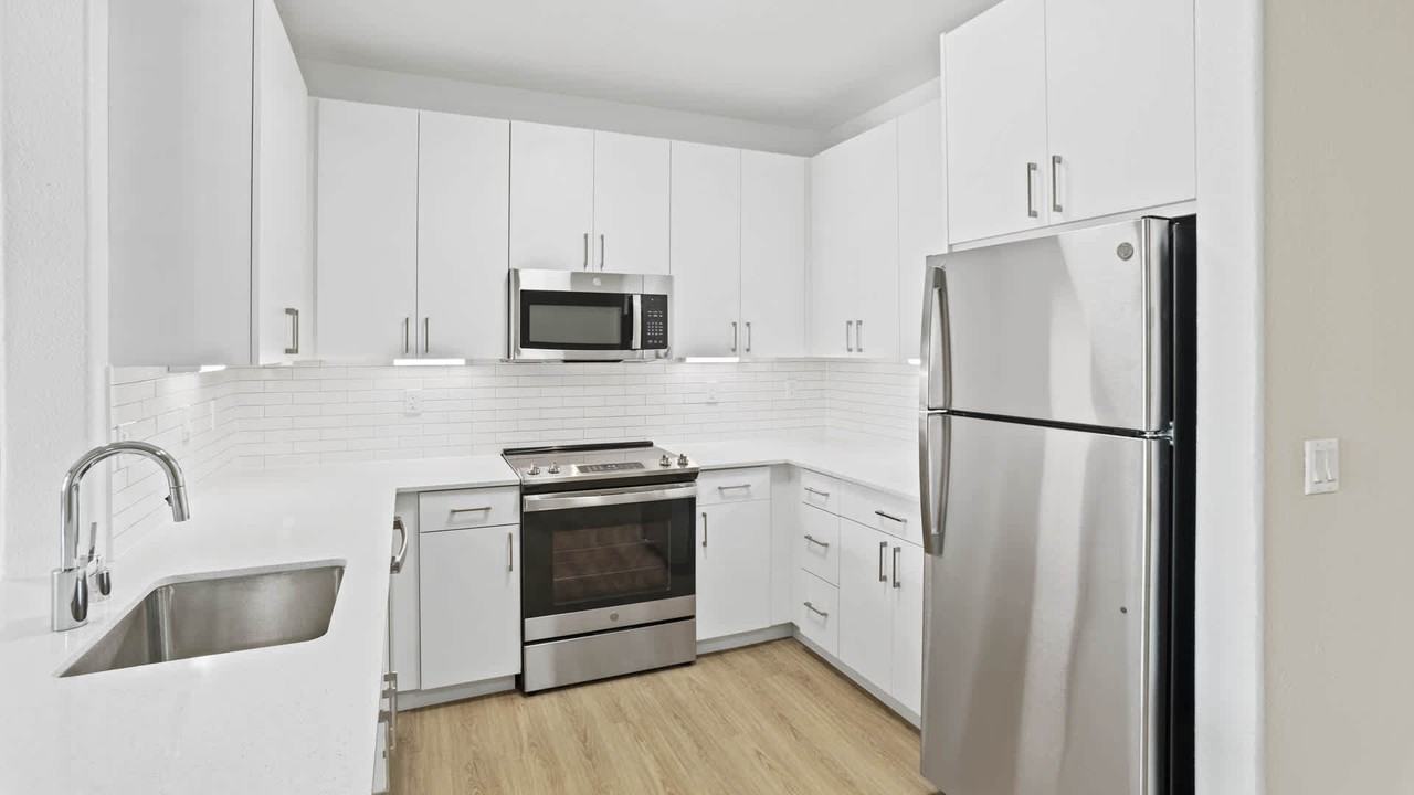 Estancia at Santa Clara - Photo 5 of 36