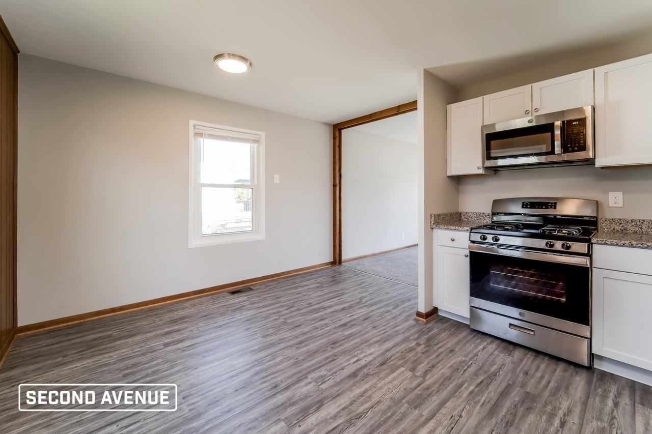 530 New Market Dr - Photo 2 of 12