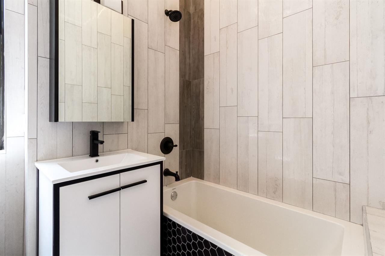 752 Onderdonk Ave #3L - Photo 6 of 6