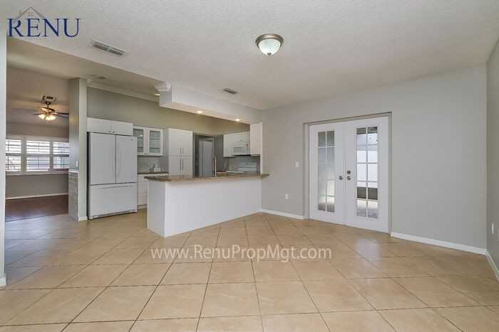 11413 Nature Trl - Photo 2 of 17