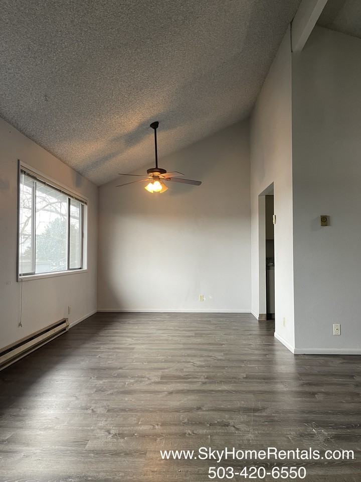 1238 Dorval Avenue Northwest - Photo 4 of 16