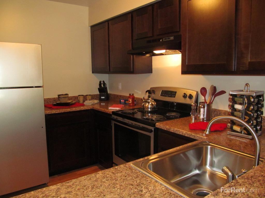 Kensington at Beverly Hills - Photo 3 of 19