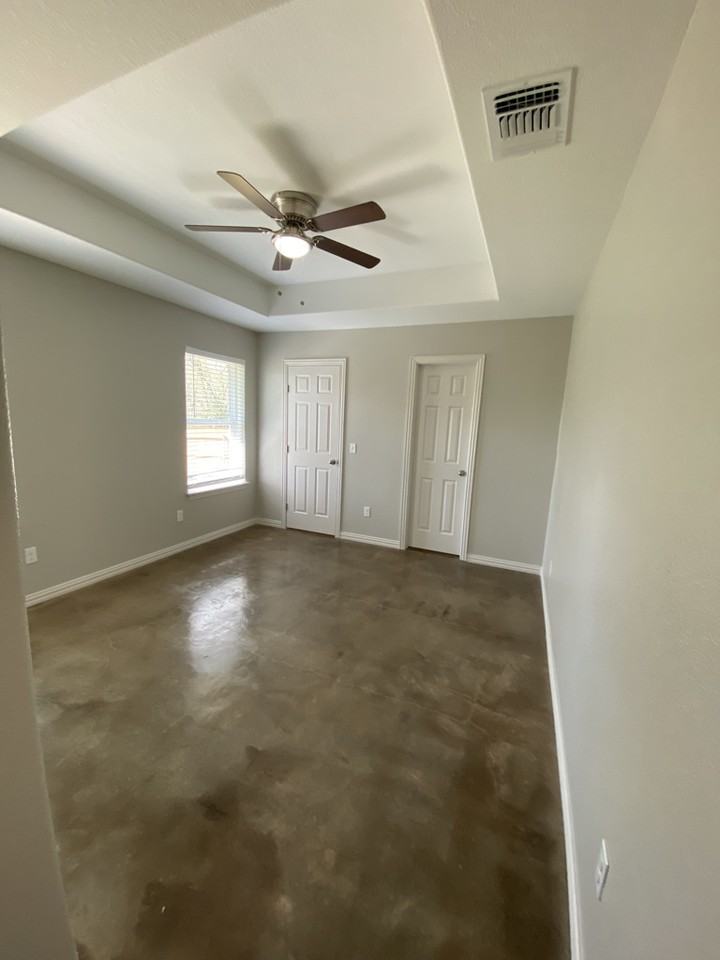 1017 S Scullin Ave #1 - Photo 4 of 11