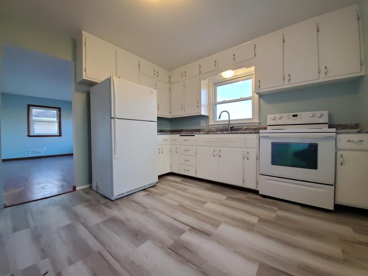 2004 16 1/2 St Nw #1 - Photo 4 of 16