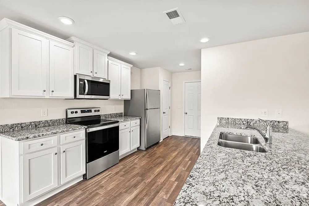 1140 Nia Rd - Photo 6 of 36