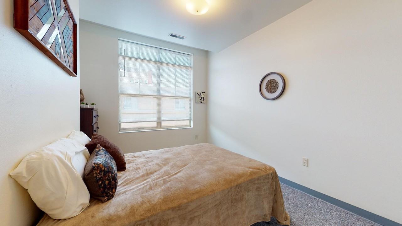 Telluride Apartments - Photo 6 of 47