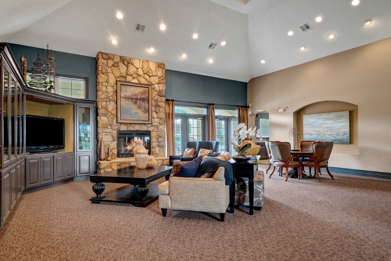 Quail Landing - Photo 3 of 16