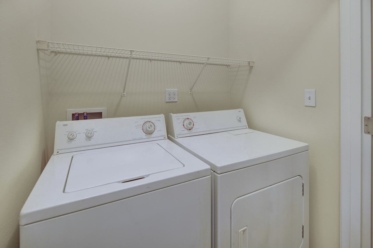 The Highlands Luxury Residences - Photo 3 of 18