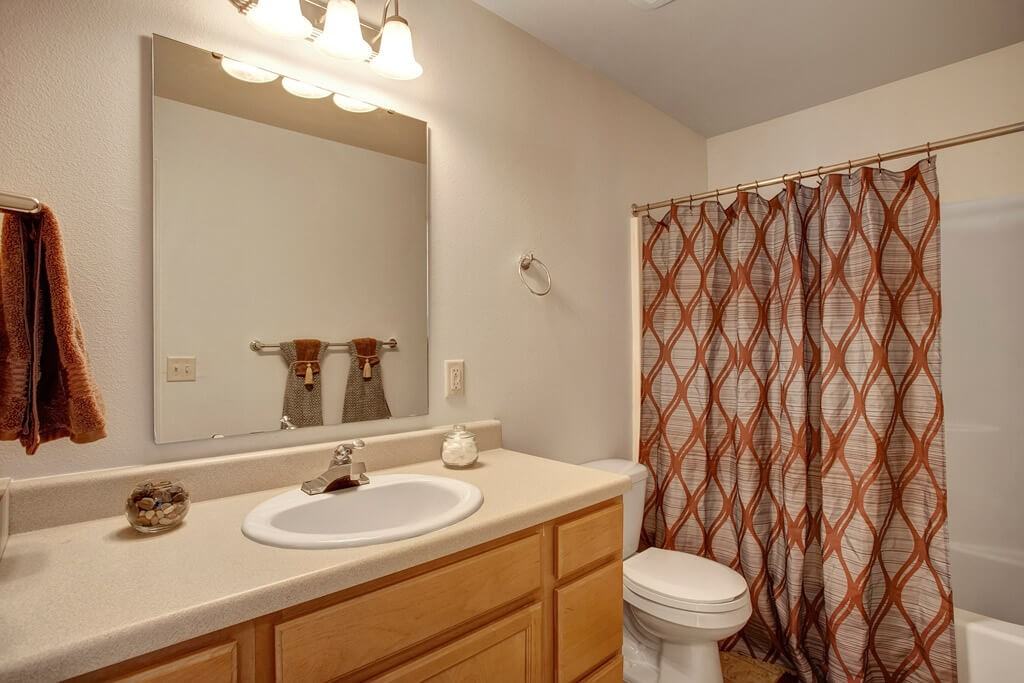 Lion's Gate - Photo 3 of 15