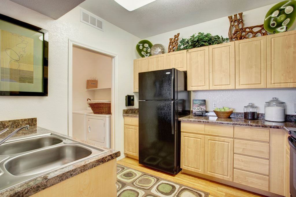 Aspire Pinnacle Peak Apartments 24250 N 23rd Ave, Phoenix, AZ 85085