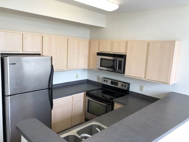 Olentangy Village - Photo 2 of 29