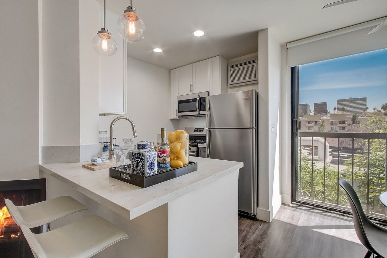 Kingsley Tower Apartments - Photo 2 of 50