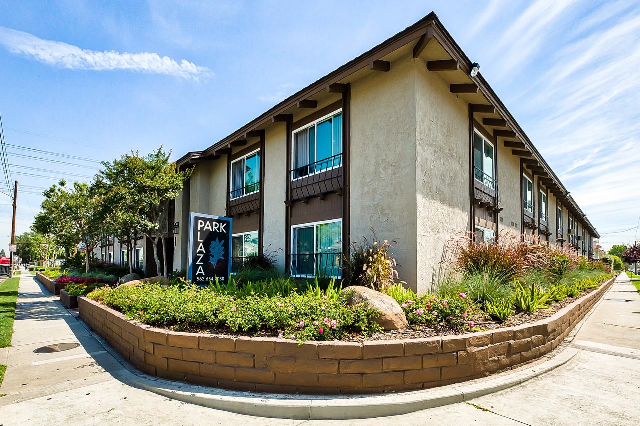 Park Plaza - Photo 7 of 18