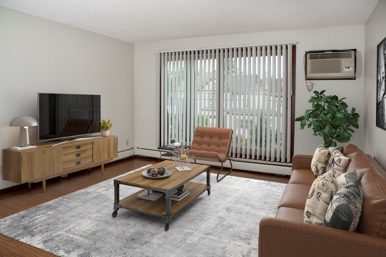 The Fremont - Photo 4 of 29