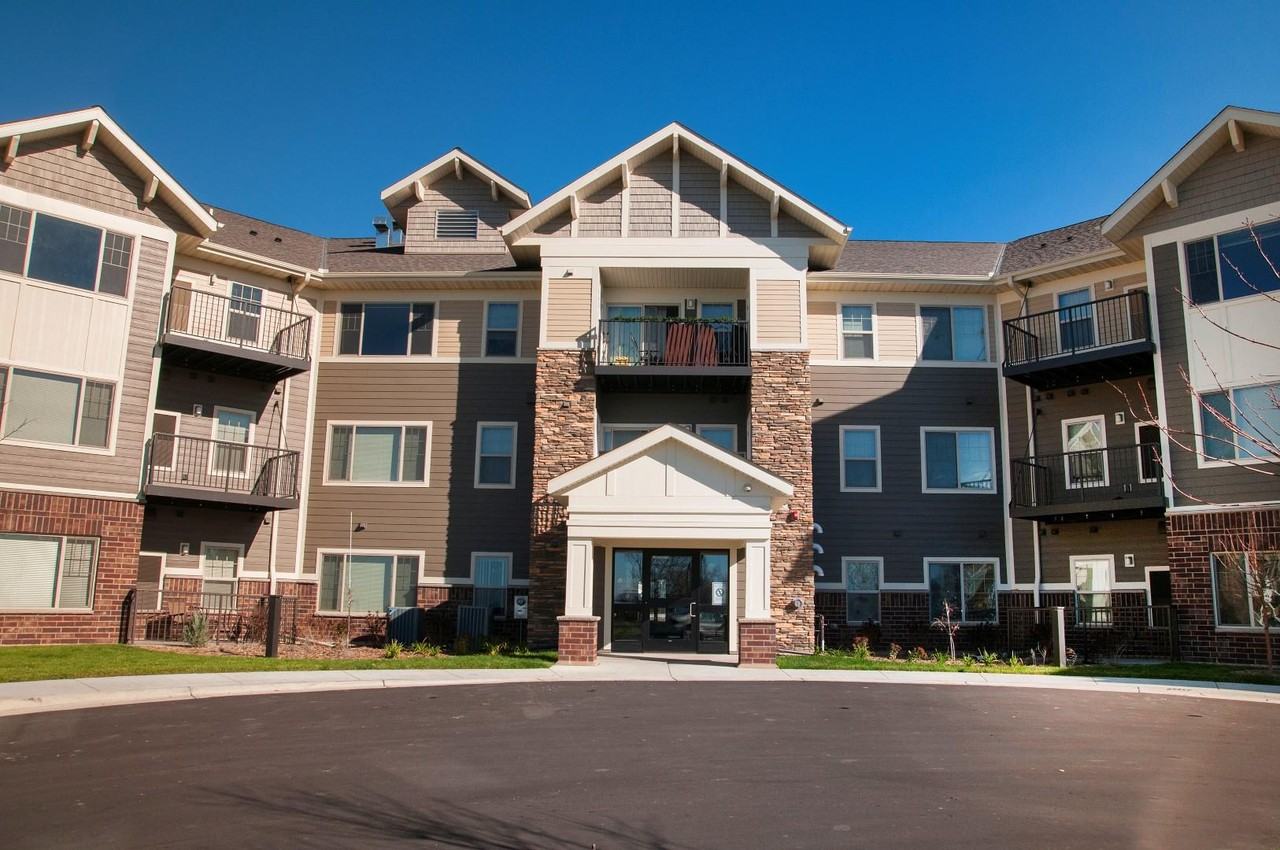 Carver Crossing - Photo 4 of 31