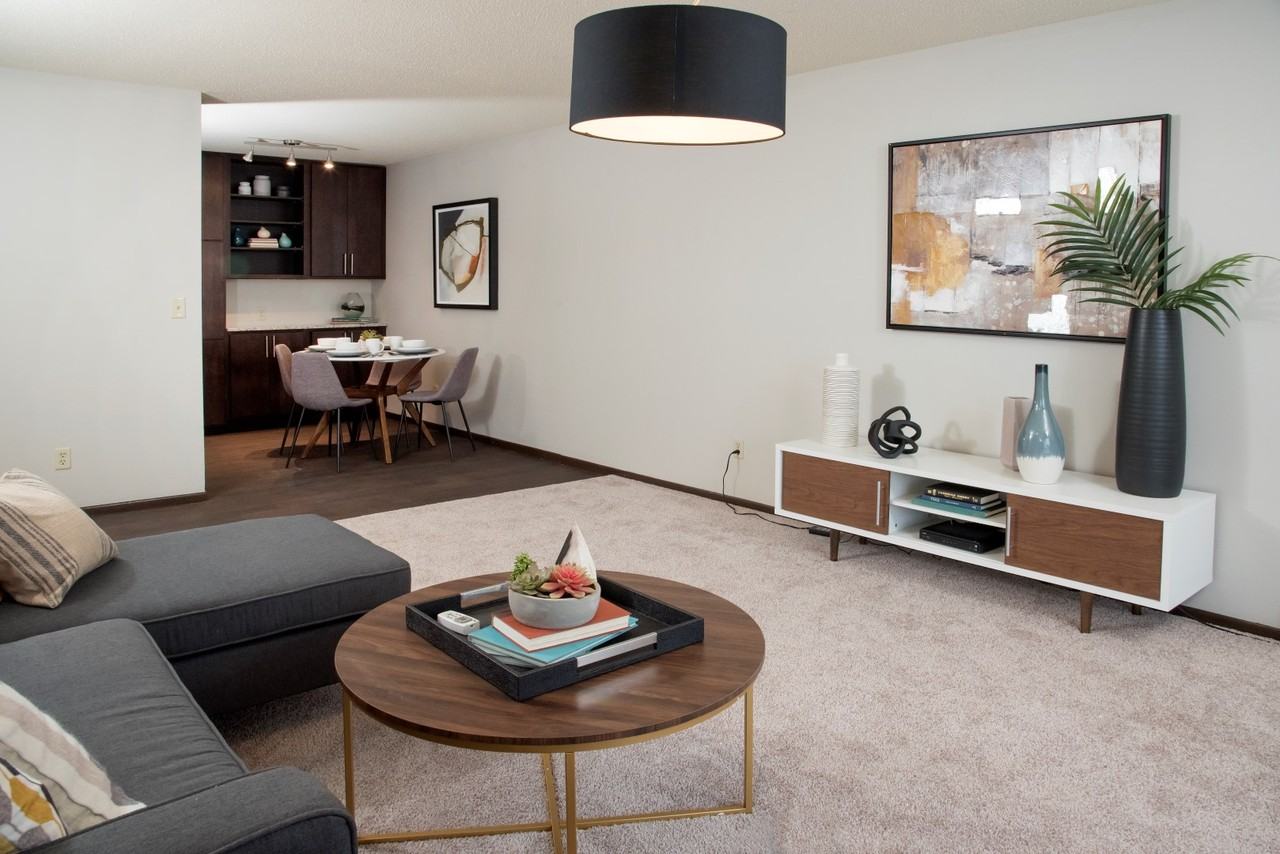 Aspenwoods Apartments - Photo 5 of 35