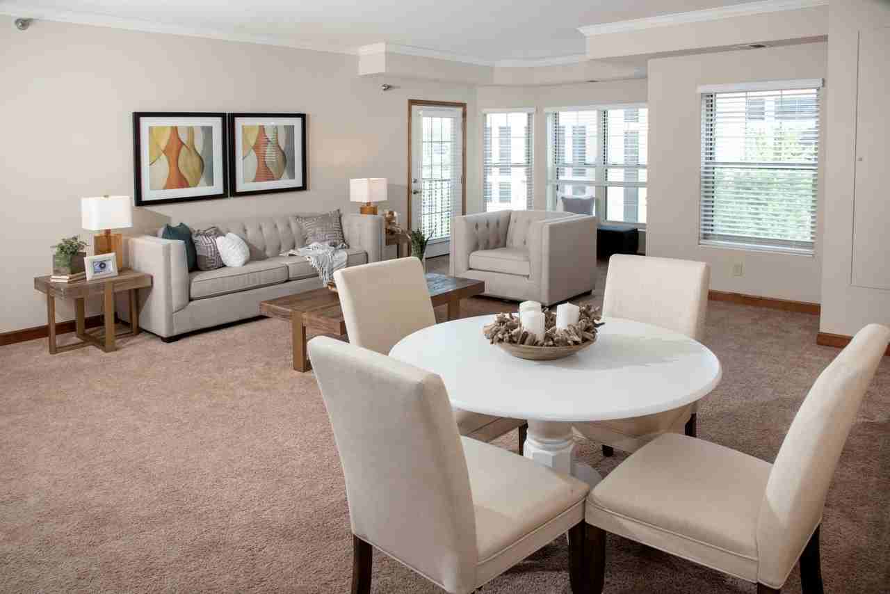 Cornelia Place - Photo 7 of 48