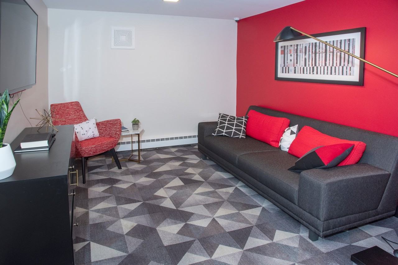 Eagan Place - Photo 6 of 44