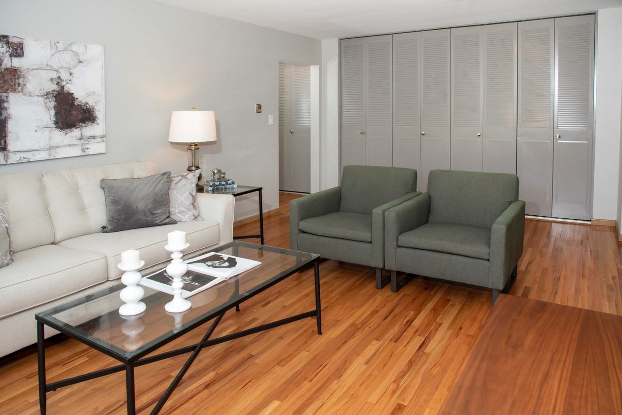 South Highland - Photo 4 of 24