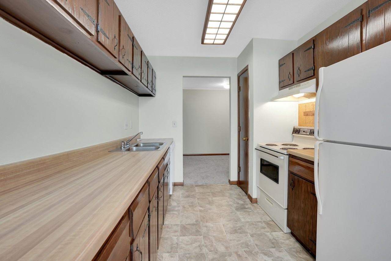 The Arbors - Photo 5 of 16