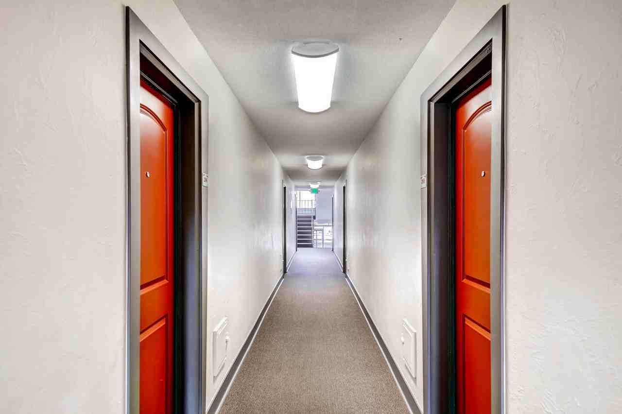 Off Broadway Flats - Photo 4 of 16