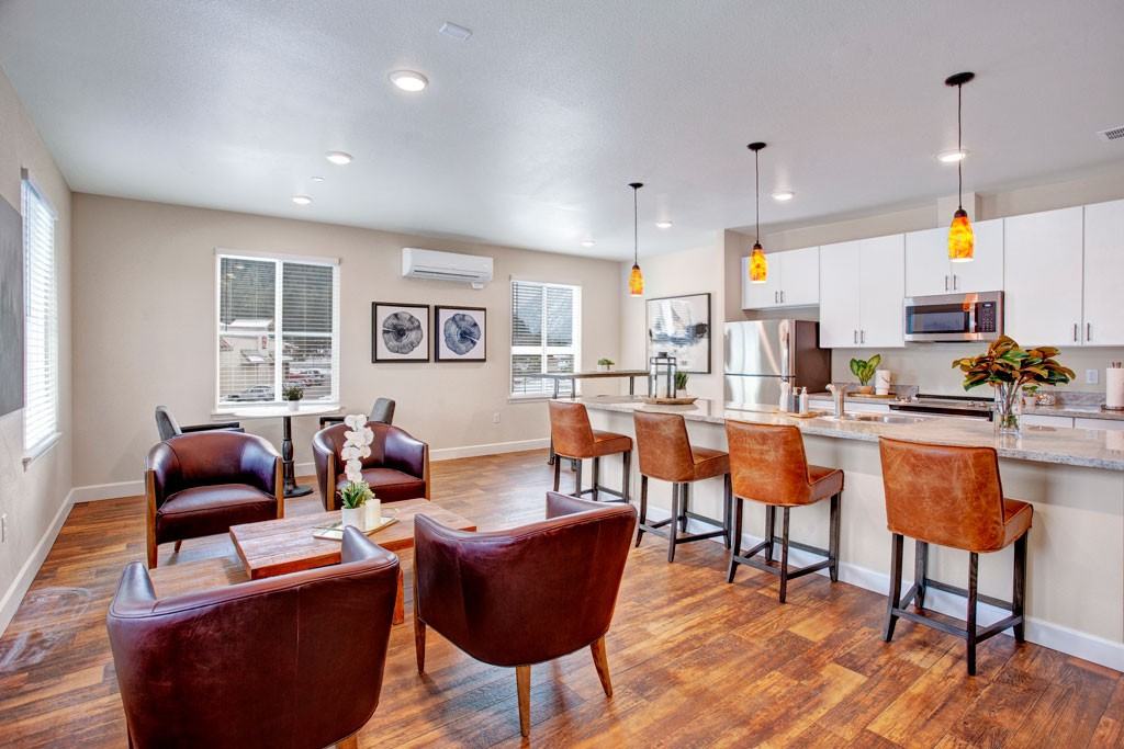 Leavenworth Haus - Photo 3 of 20