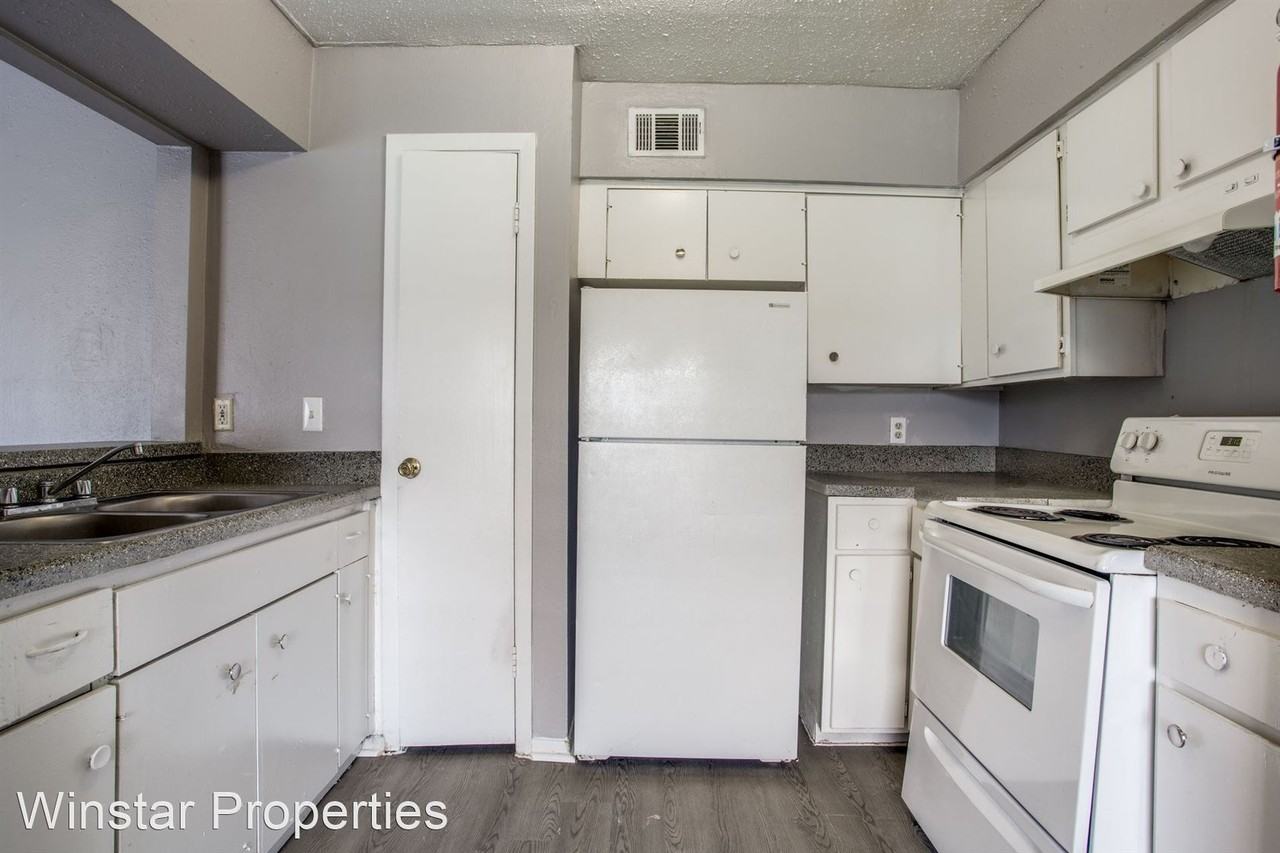 Hickory Apartments - Photo 2 of 38