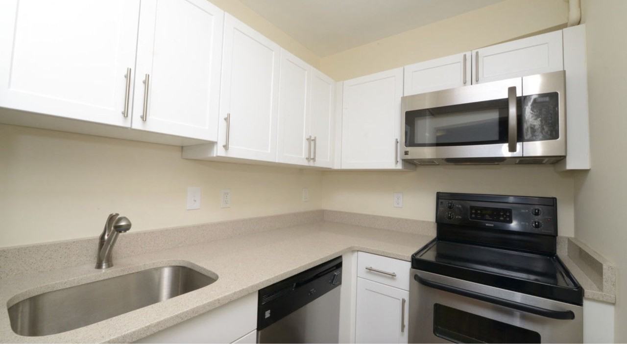 Forte at 1440 Beacon - Photo 4 of 50