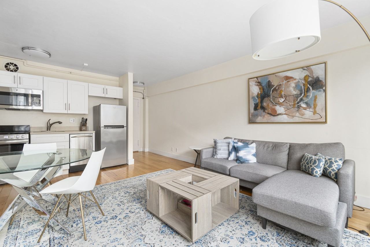 Forte at 1440 Beacon - Photo 6 of 50