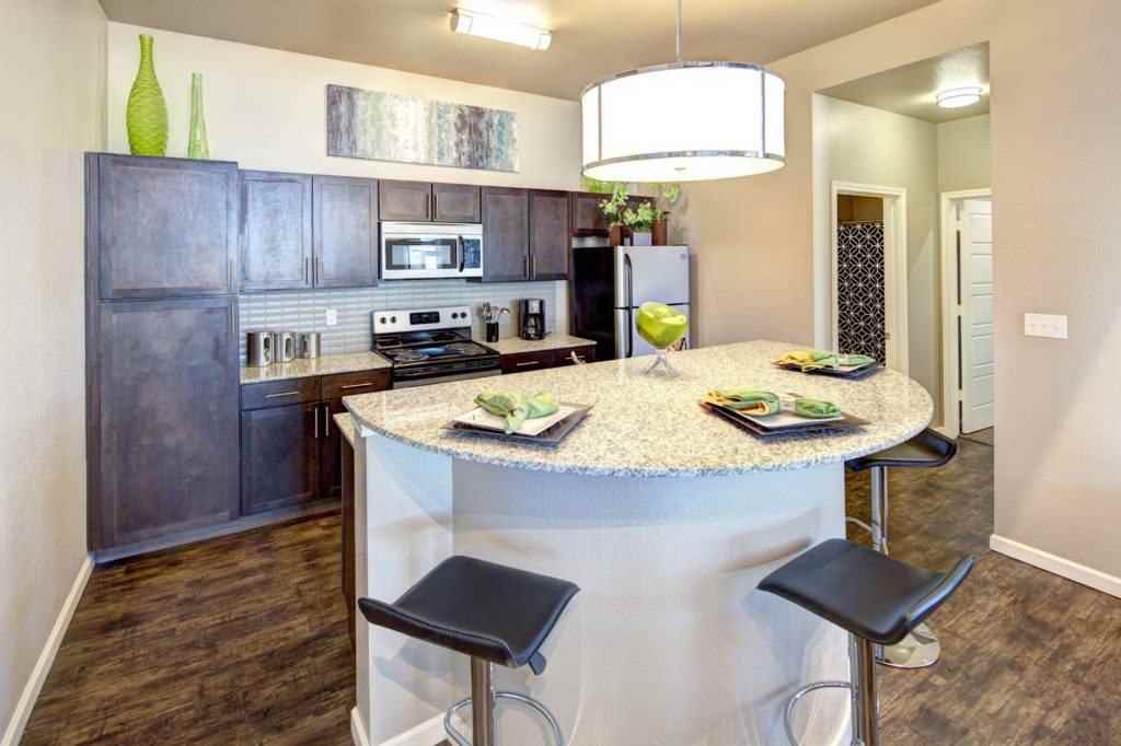 98 Apartments - Photo 2 of 23