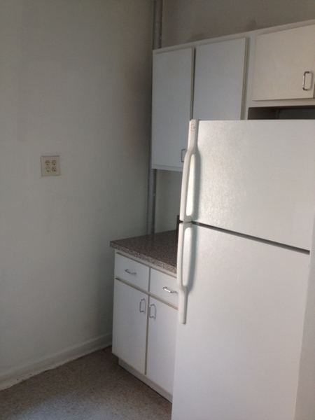 514 W 213th St - Photo 3 of 4