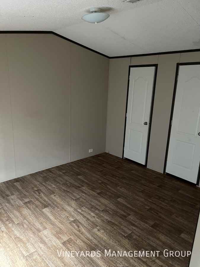 2710 W Oakridge Dr #61